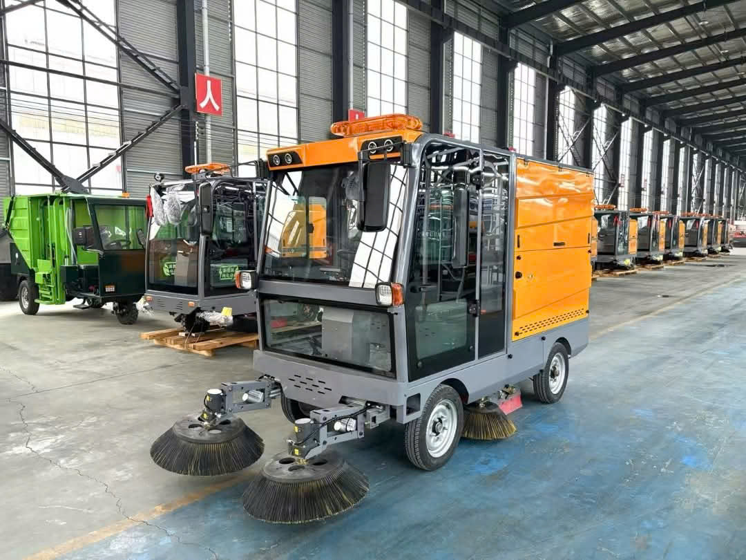 Xe quét rác hút bụi đường GDW-24